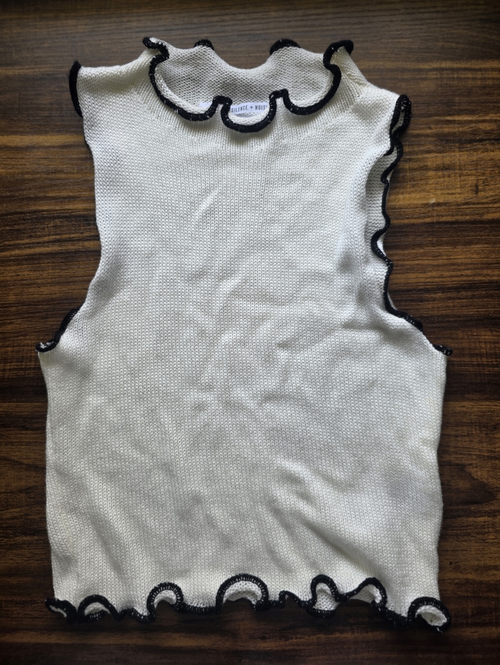 silence + noise Cream Knit Ruffle-Trim Tank with Black Edging